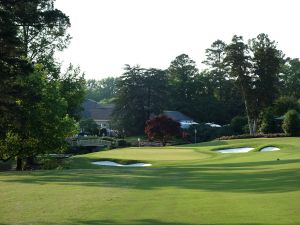 Golden Horseshoe (Gold) 18th Approach